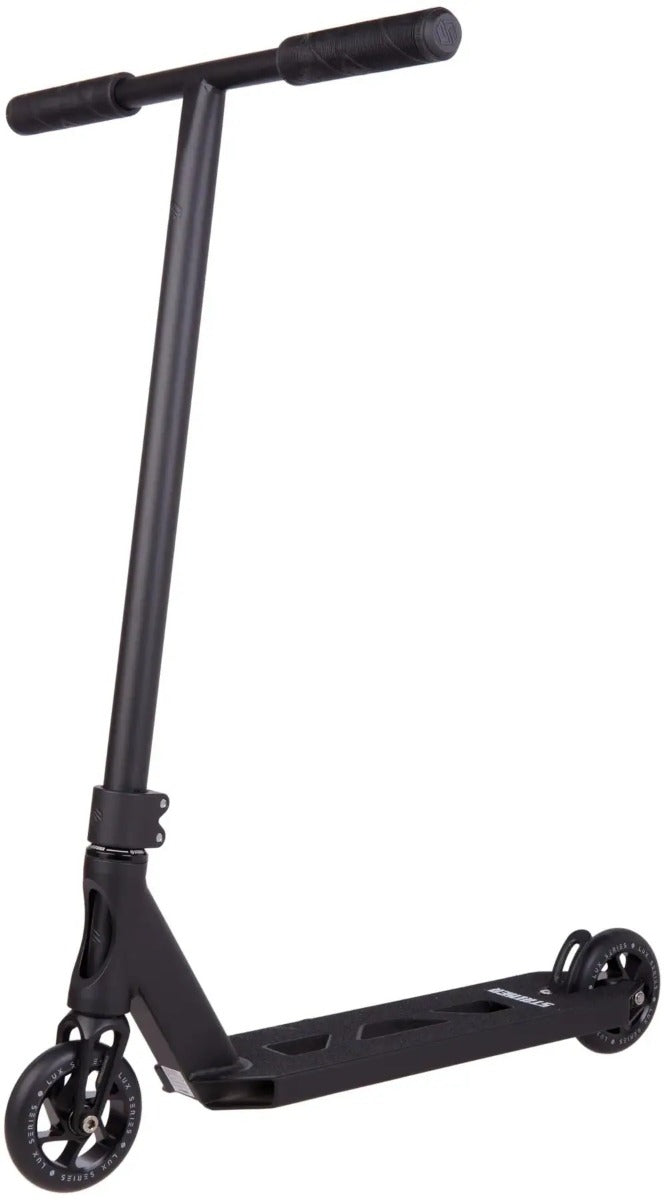 Freestyle koloběžka Striker Essential S Black