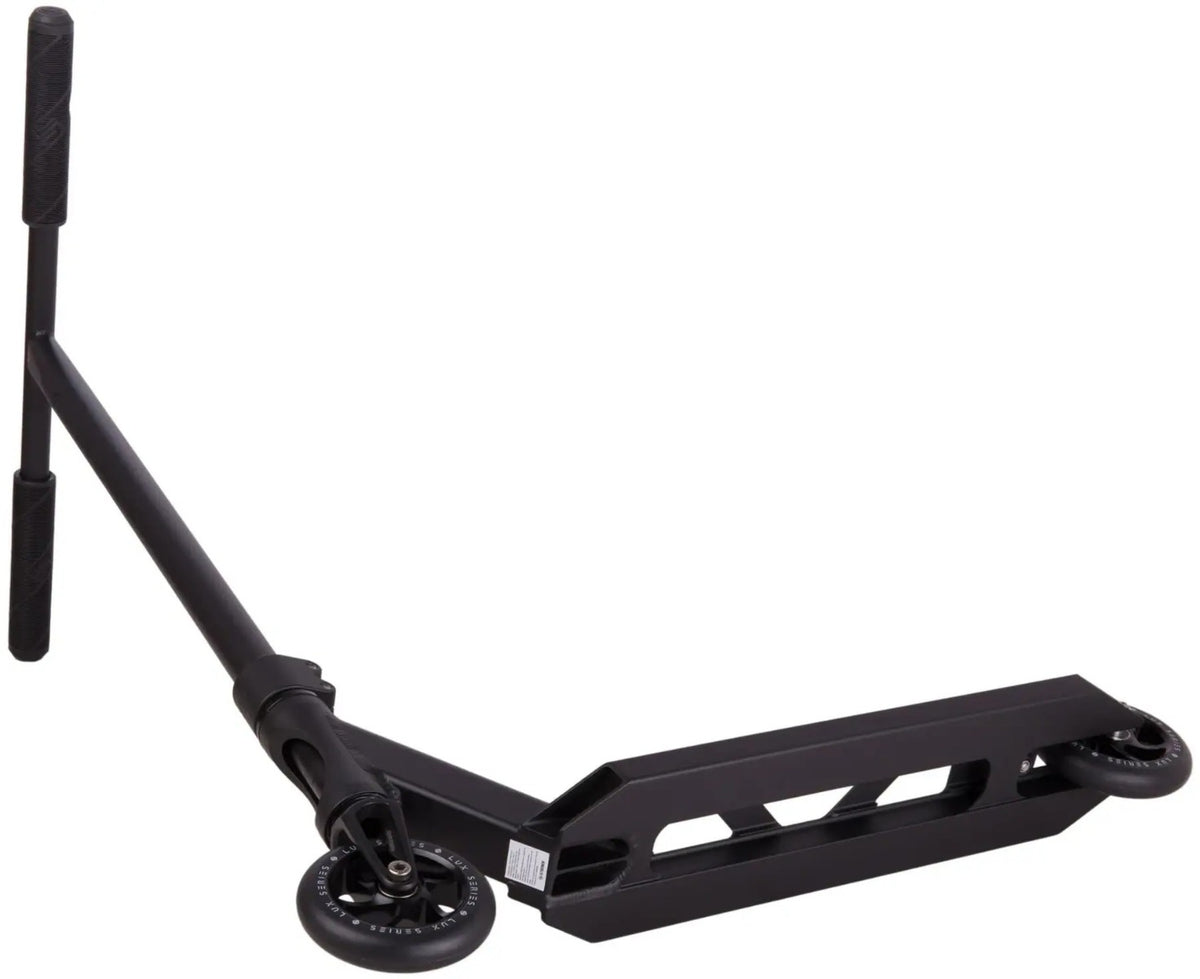 Freestyle koloběžka Striker Essential S Black